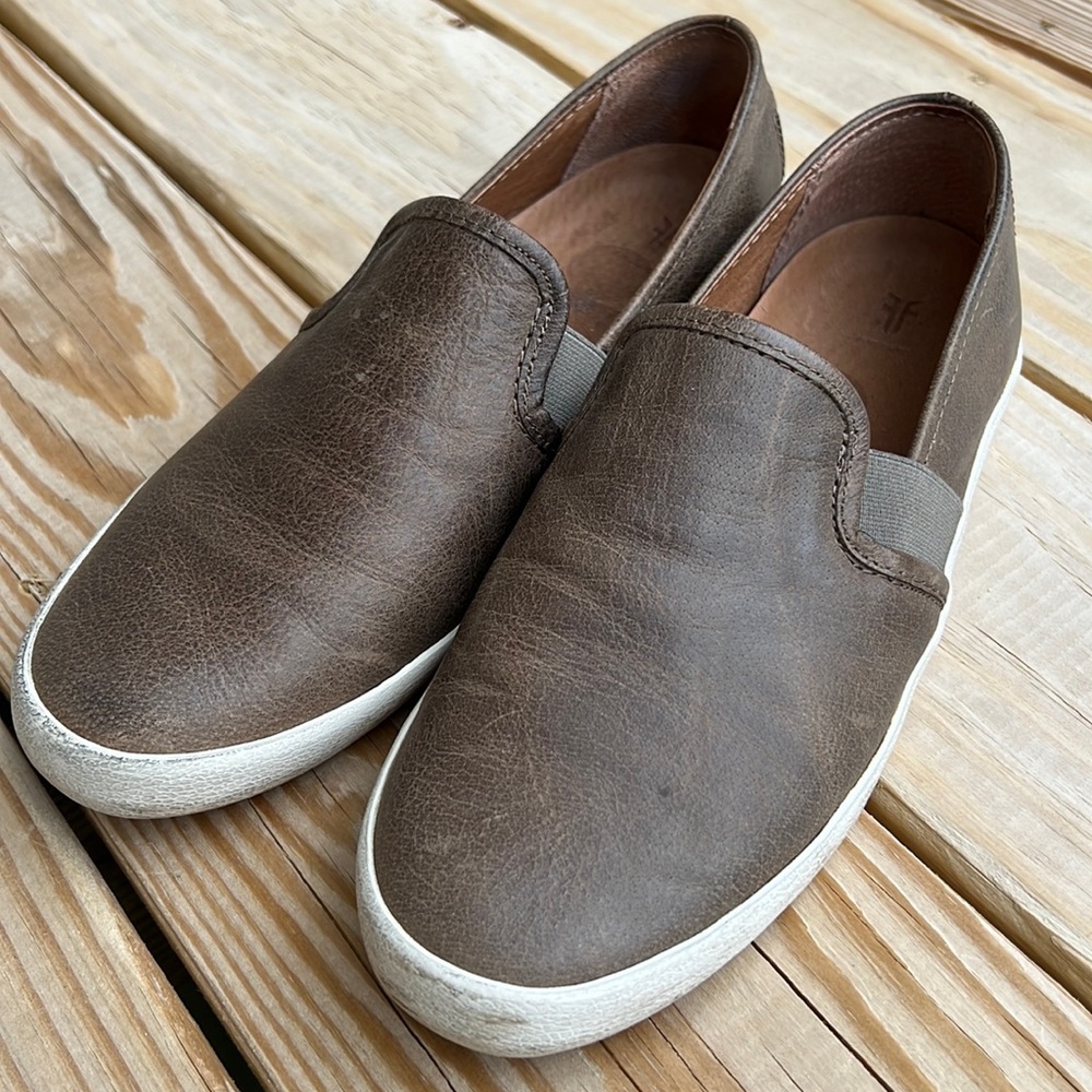 Frye Dylan Slip On Sneakers - Ash, size 9